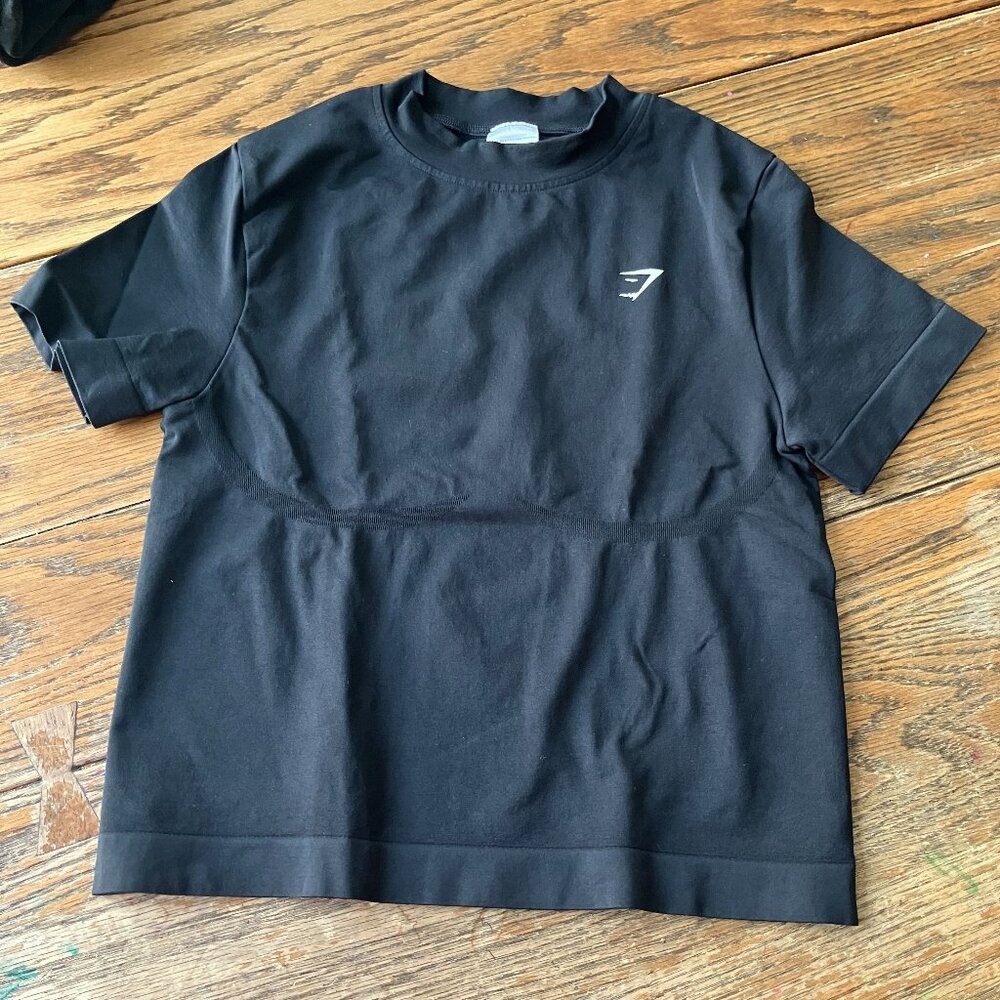 Gymhark Everyday Seamless Tight Fit Tee Black Size Small